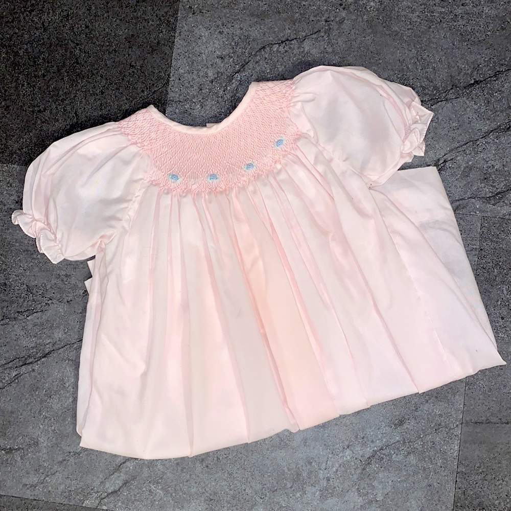 Baby girls smocked dress